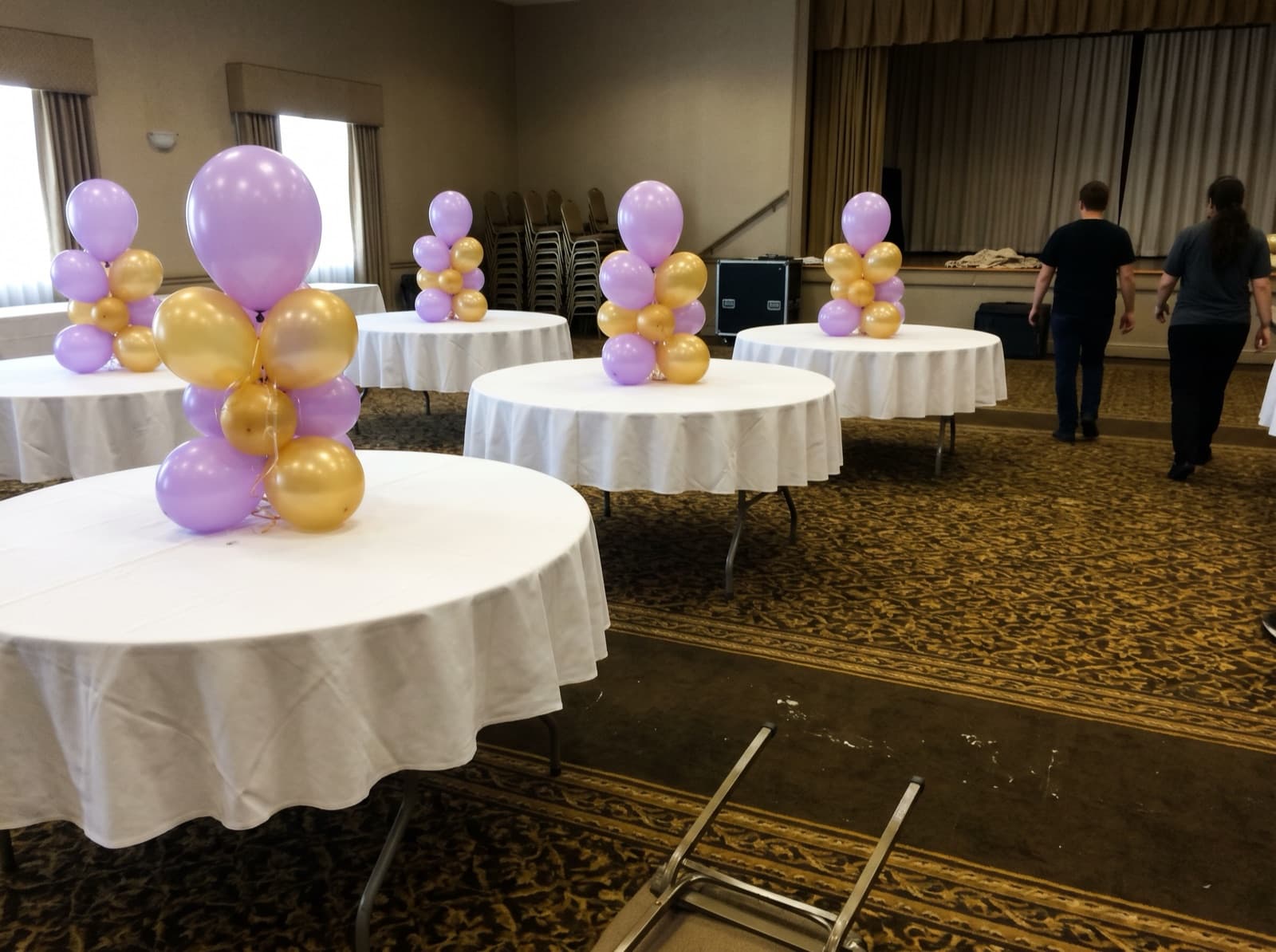 Mini tabletop balloon columns as banquet centerpieces